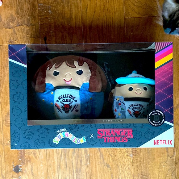 Mint in box Stranger ThingsXSquishmallow Hellfire Club Eddie and Dustin - Picture 2 of 9